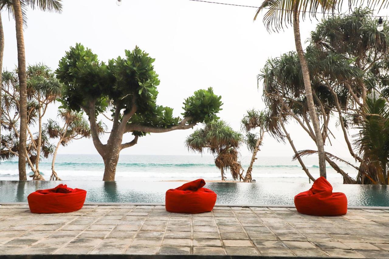 Naomi Beach Resort - Adults Only Weligama Esterno foto