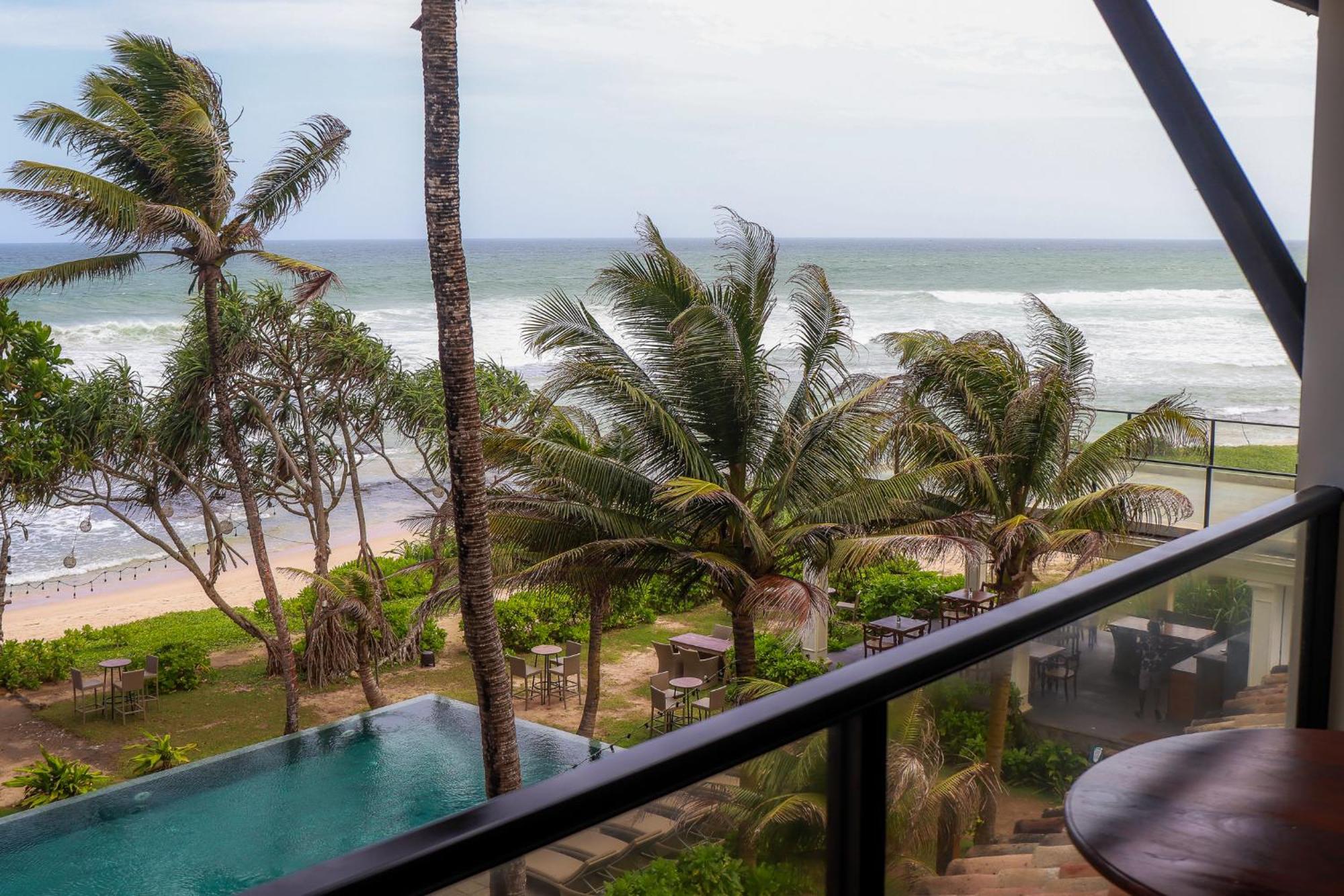 Naomi Beach Resort - Adults Only Weligama Esterno foto