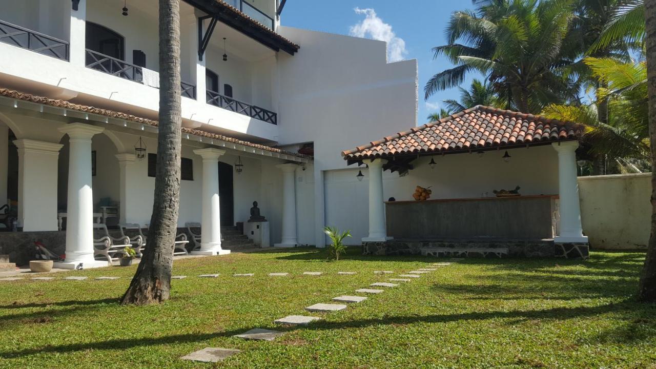 Naomi Beach Resort - Adults Only Weligama Esterno foto